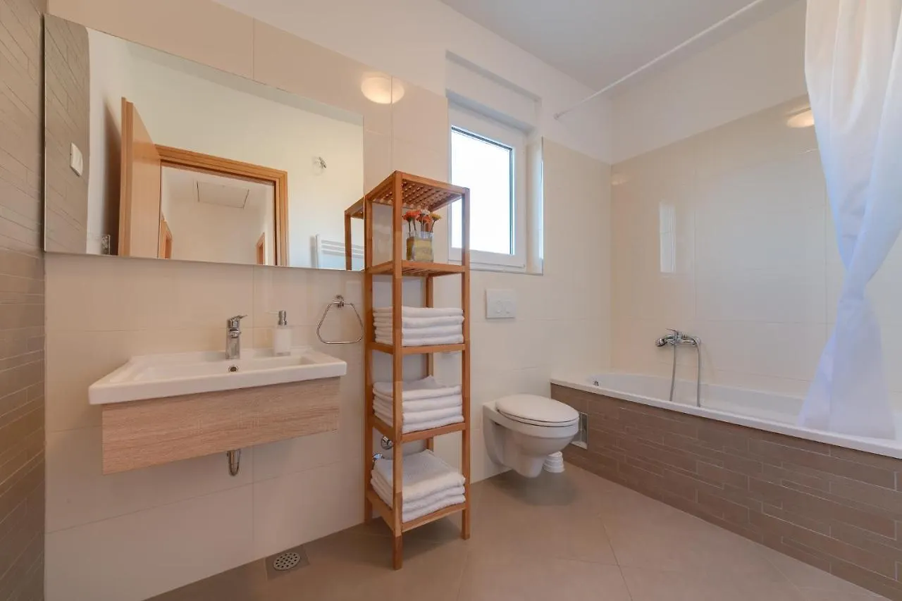 Guest house Villa Cera Pula